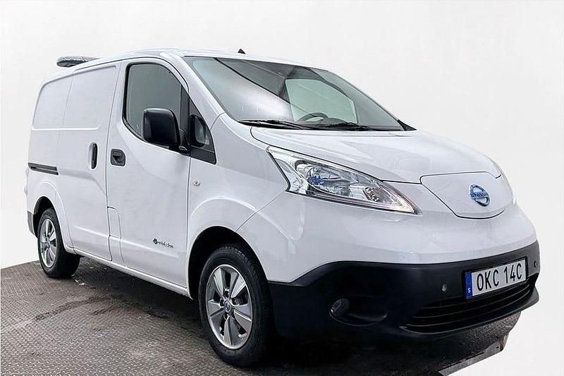 Begagnad Nissan e-NV200 80 kW (109 HK) 2020 Vit Minibuss