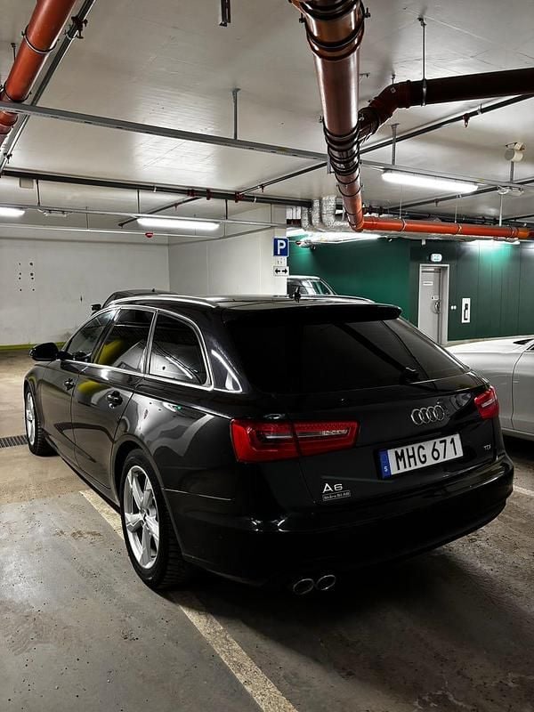 Begagnad Audi A6 177 HK (130 kW) 2012 Kombi