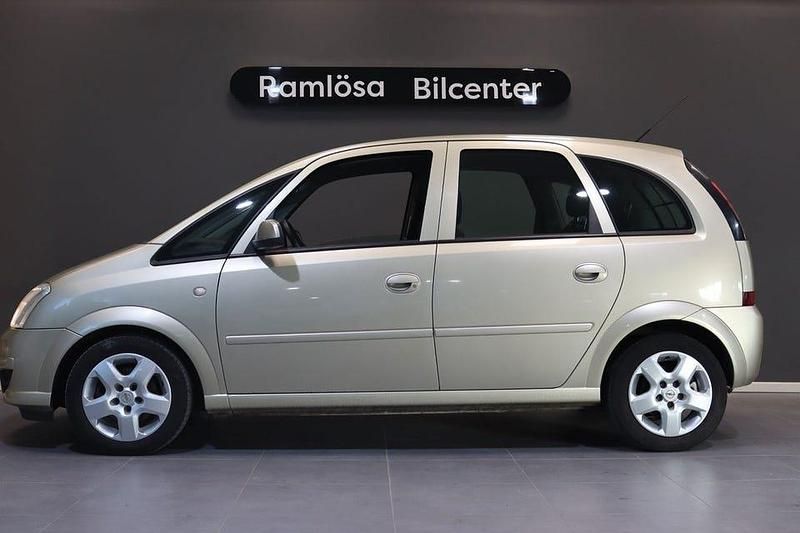Grå Begagnad 2008 Opel Meriva Minibuss | 32 900 kr (Dyr) - Bild 1/4