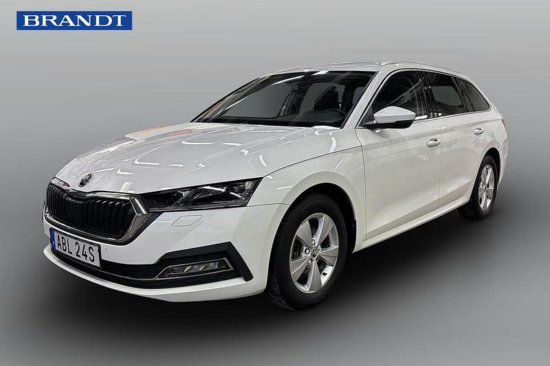 Begagnad Skoda Octavia 151 HK (111 kW) 2023 Vit Kombi
