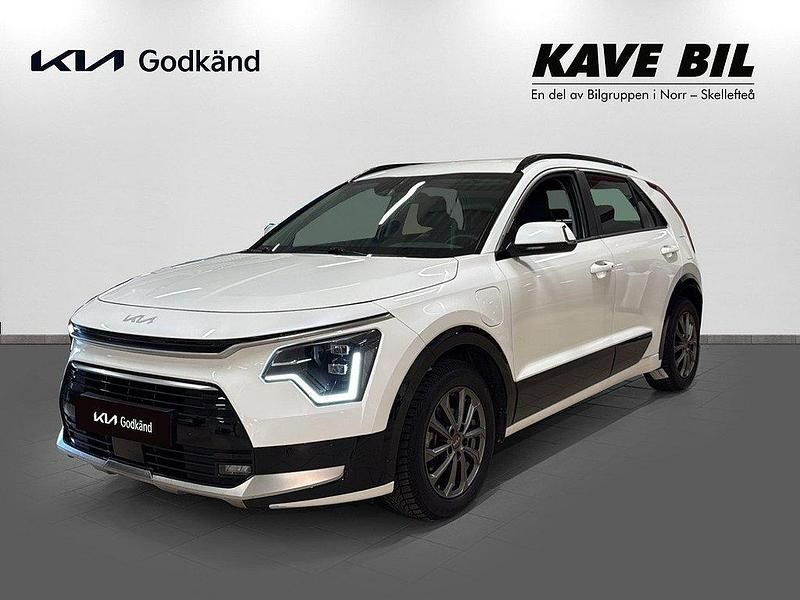 Vit Begagnad 2022 Kia Niro SUV | 339 900 kr (Lite dyr) - Bild 1/4