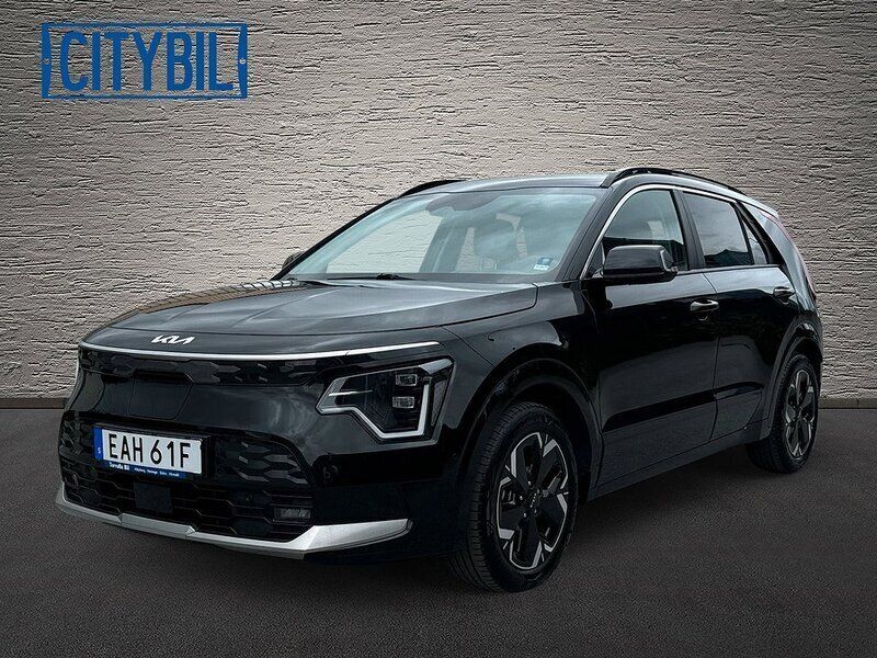Svart Begagnad 2022 Kia e-Niro Advance SUV | 354 900 kr (Dyr) - Bild 1/4