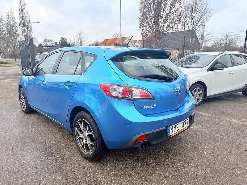 Begagnad Mazda 3 Inclusive 105 HK (77 kW) 2009 Blå Halvkombi
