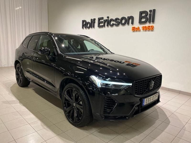 Svart Begagnad 2025 Volvo XC60 Ultra SUV | 649 500 kr (Dyr) - Bild 1/4