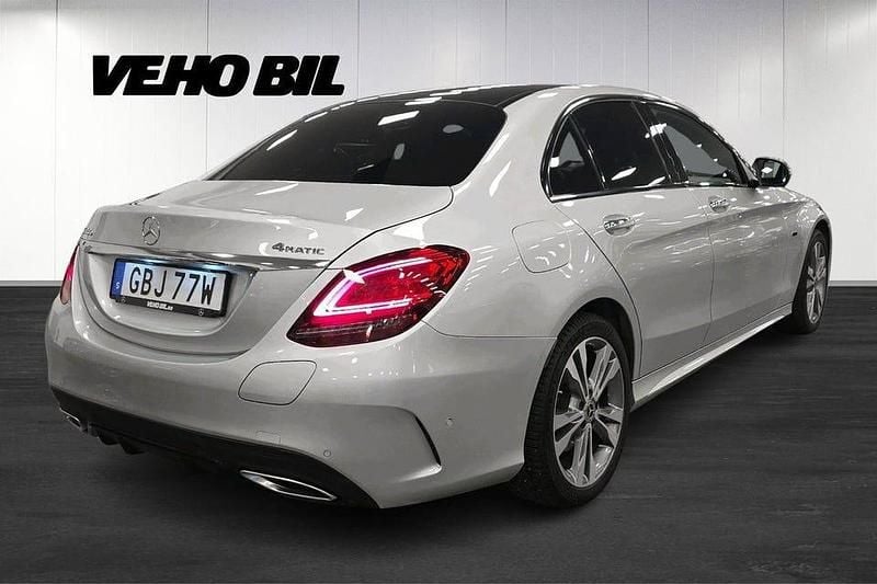 Begagnad Mercedes C300 AMG 320 HK (235 kW) 2021 Iridiumsilver metallic Sedan