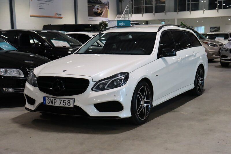 Vit Begagnad 2016 Mercedes E250 AMG Kombi | 209 900 kr (Marknadspris) - Bild 1/4