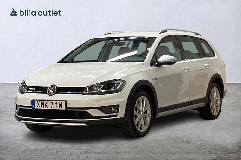 Vit Begagnad 2020 VW Golf Alltrack Kombi | 224 900 kr (Marknadspris) - Bild 1/3