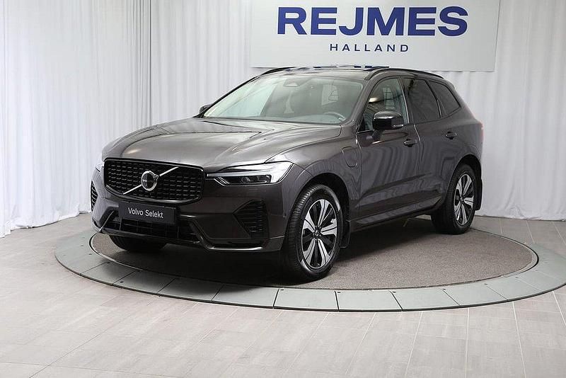 Grå Begagnad 2024 Volvo XC60 Plus SUV | 549 500 kr (Lite dyr) - Bild 1/4