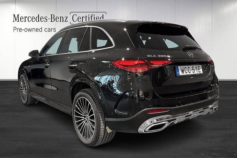 Begagnad Mercedes GLC300e AMG 204 HK (150 kW) 2025 Svart SUV