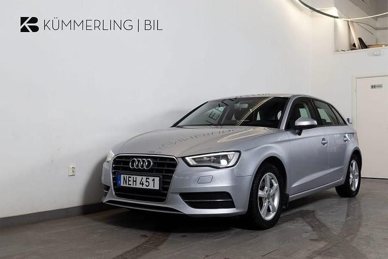 Silver Begagnad 2016 Audi A3 Attraction | 114 900 kr (Marknadspris) - Bild 1/4