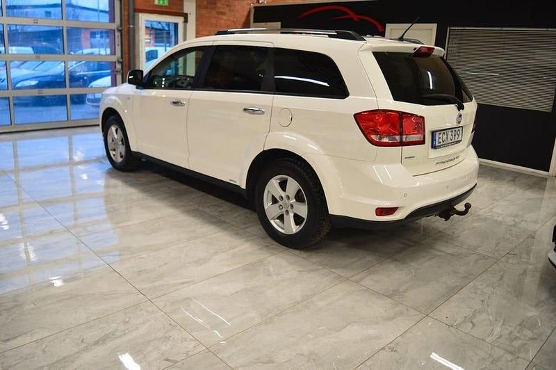 Begagnad Fiat Freemont Sport 170 HK (125 kW) 2014 Vit SUV