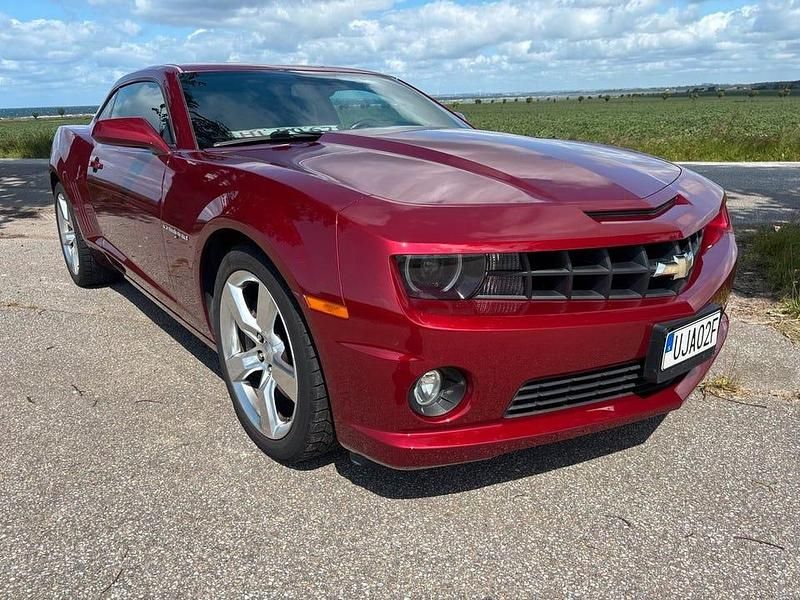 Röd Begagnad 2010 Chevrolet Camaro SS Sportkupé | 299 000 kr (Marknadspris) - Bild 1/4