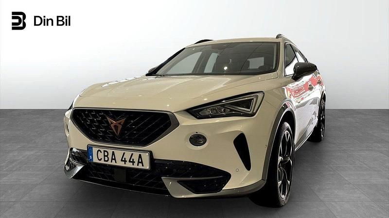 Vit (candy white) Begagnad 2022 Cupra Formentor SUV | 274 900 kr (Marknadspris) - Bild 1/4