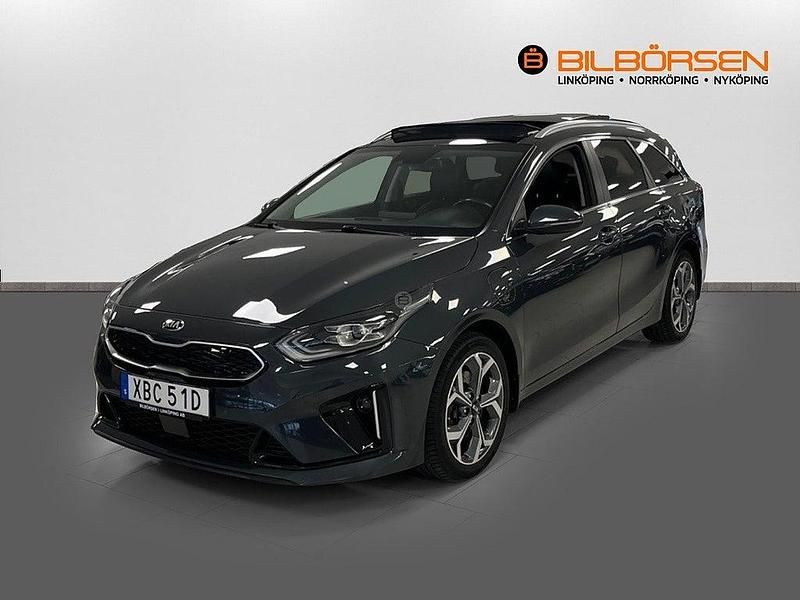 Grå (/h8g/ penta metal) Begagnad 2021 Kia Ceed Sportswagon Advance Kombi | 259 900 kr (Marknadspris) - Bild 1/4