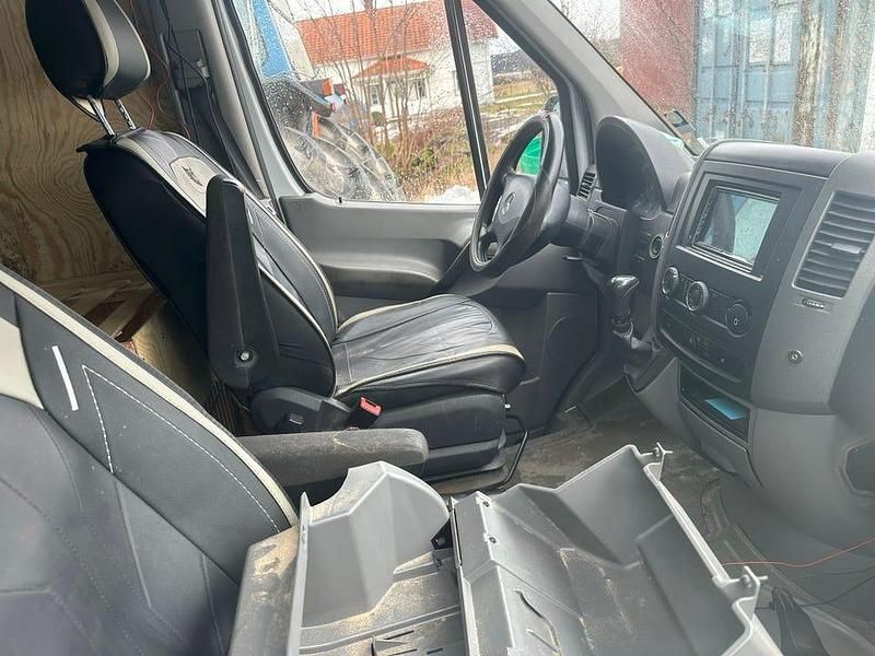 Begagnad Mercedes Sprinter 163 HK (119 kW) 2011 Van