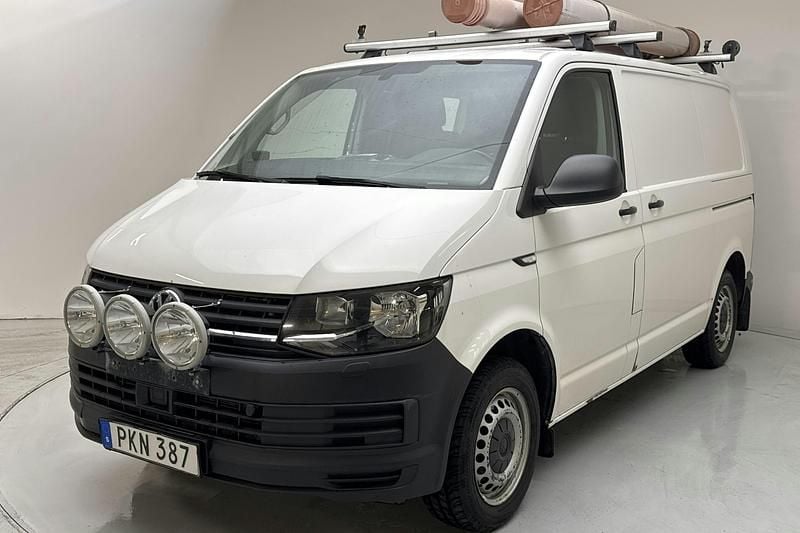Vit Begagnad 2017 VW T6 Van | 149 000 kr (Superpris) - Bild 1/4