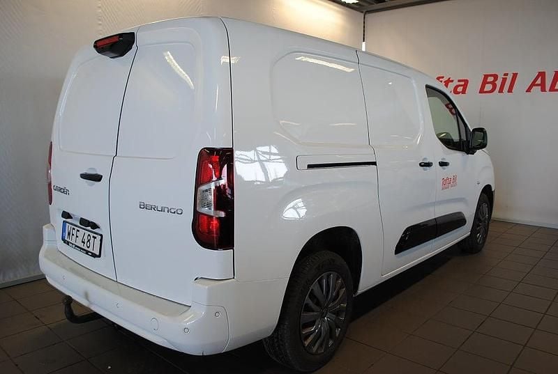 Begagnad Citroën Berlingo Business Class 131 HK (96 kW) 2025 Vit Minibuss