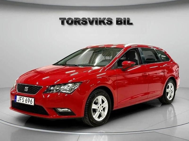 Röd Begagnad 2015 Seat Leon ST Style Kombi | 99 900 kr (Marknadspris) - Bild 1/4