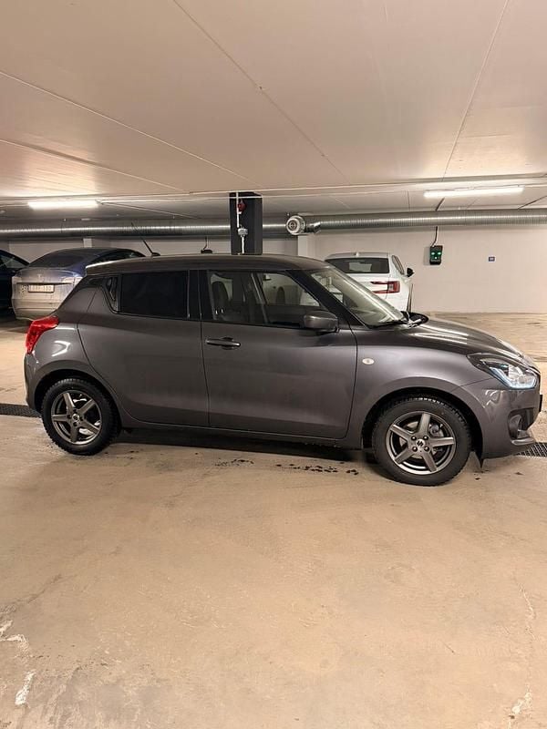 Begagnad Suzuki Swift 83 HK (61 kW) 2023 Halvkombi