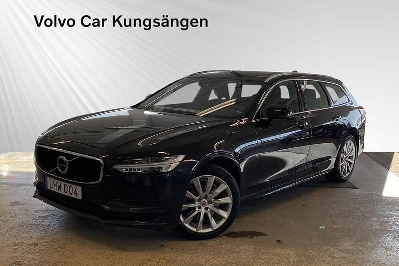 Begagnad Volvo V90 Momentum 192 HK (141 kW) 2019 Blå Kombi