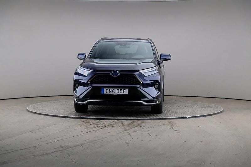 Begagnad Toyota RAV4 Hybrid Edition 185 HK (136 kW) 2022 Mörkblå SUV