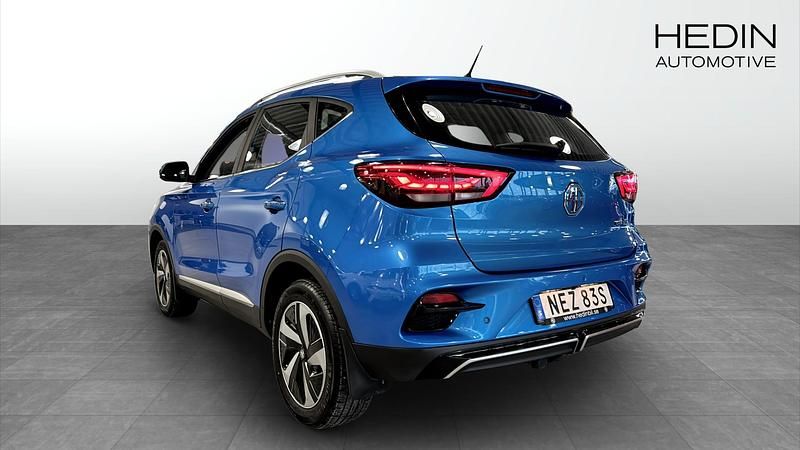 Begagnad MG ZS Comfort 114 kW (156 HK) 2022 Blå SUV