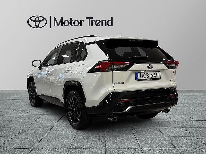 Begagnad Toyota RAV4 Hybrid Sport 185 HK (136 kW) 2025 Vit SUV