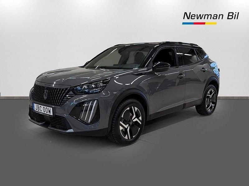 Grå Begagnad 2024 Peugeot 2008 GTi SUV | 259 900 kr (Marknadspris) - Bild 1/4