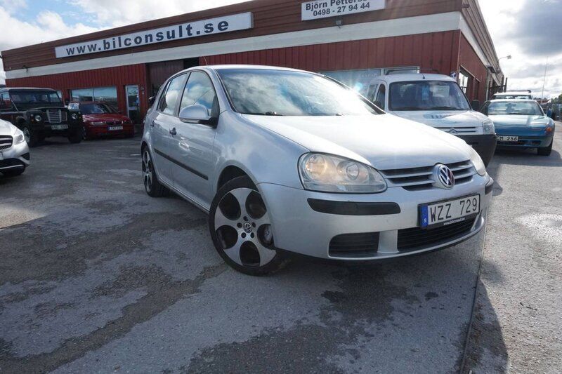 Silver Begagnad 2005 VW Golf Plus Cross Minibuss | 29 900 kr - Bild 1/4