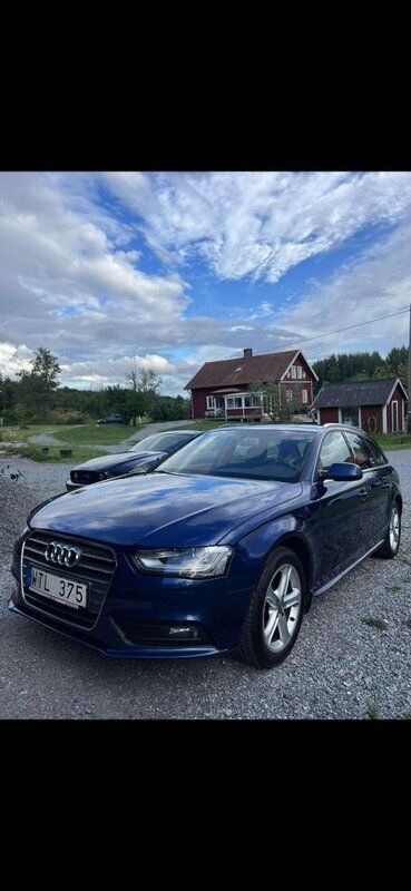 Blå Begagnad 2013 Audi A4 Kombi | 110 000 kr (Marknadspris) - Bild 1/4