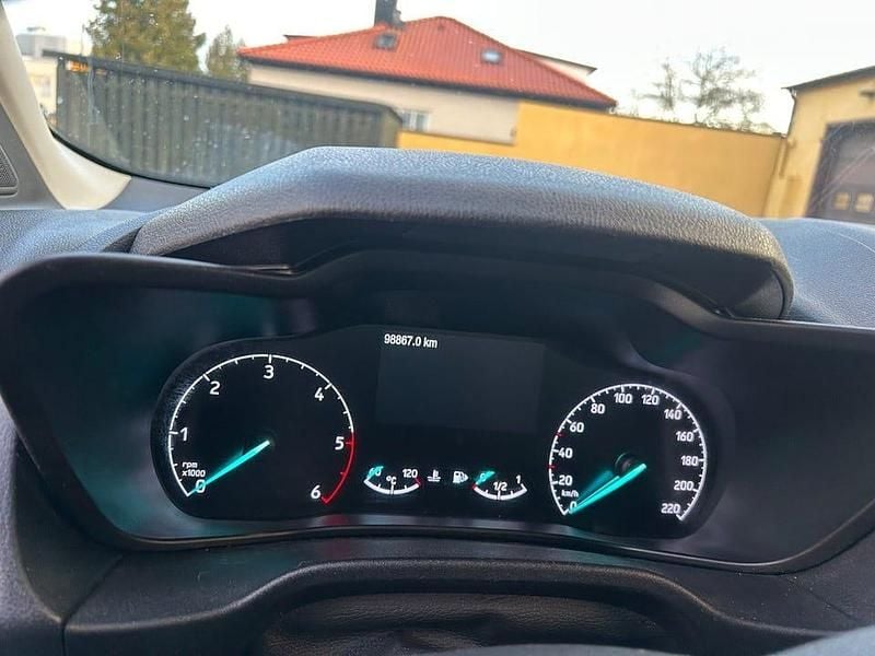 Begagnad Ford Transit Connect 120 HK (88 kW) 2020 Vit Minibuss