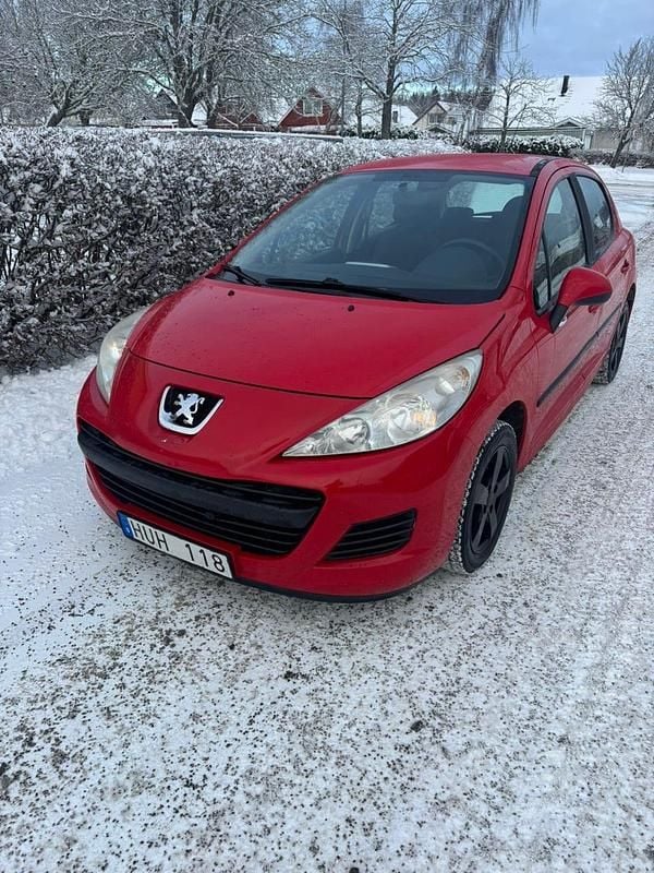 Begagnad 2010 Peugeot 207 Halvkombi | 32 900 kr (Dyr) - Bild 1/4