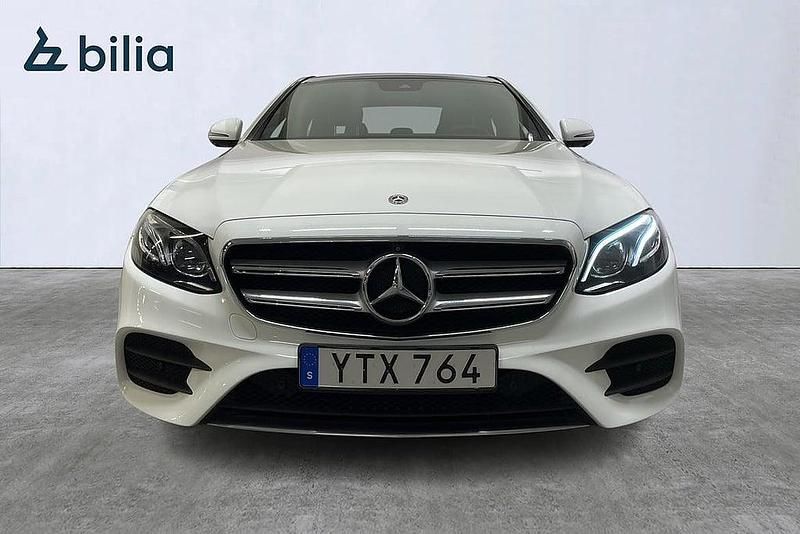 Begagnad Mercedes E220 AMG 194 HK (142 kW) 2017 Vit Sedan