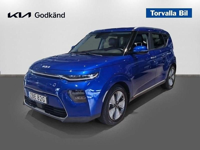 Blå Begagnad 2022 Kia Soul EV Advance SUV | 244 900 kr (Bra pris) - Bild 1/4