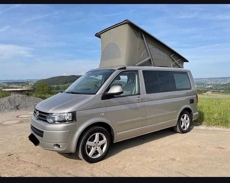 Grå Begagnad 2014 VW California Comfortline Van | 437 000 kr - Bild 1/4