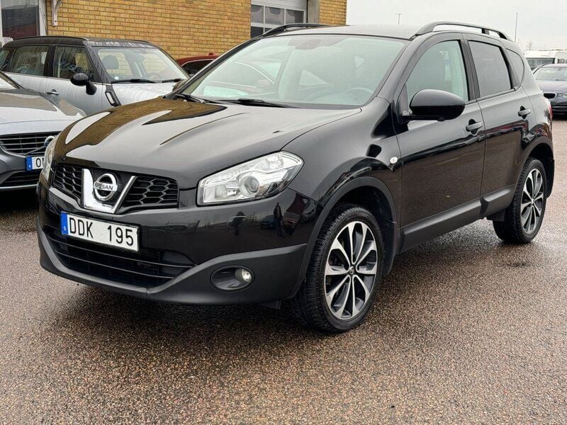 Svart Begagnad 2013 Nissan Qashqai SUV | 89 500 kr (Bra pris) - Bild 1/4