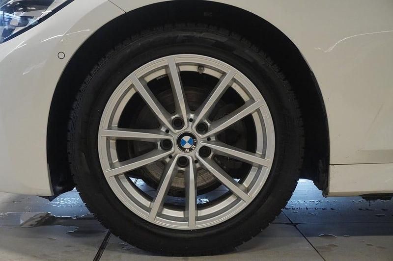 Begagnad BMW 320 M Sport 190 HK (139 kW) 2020 Vit Kombi