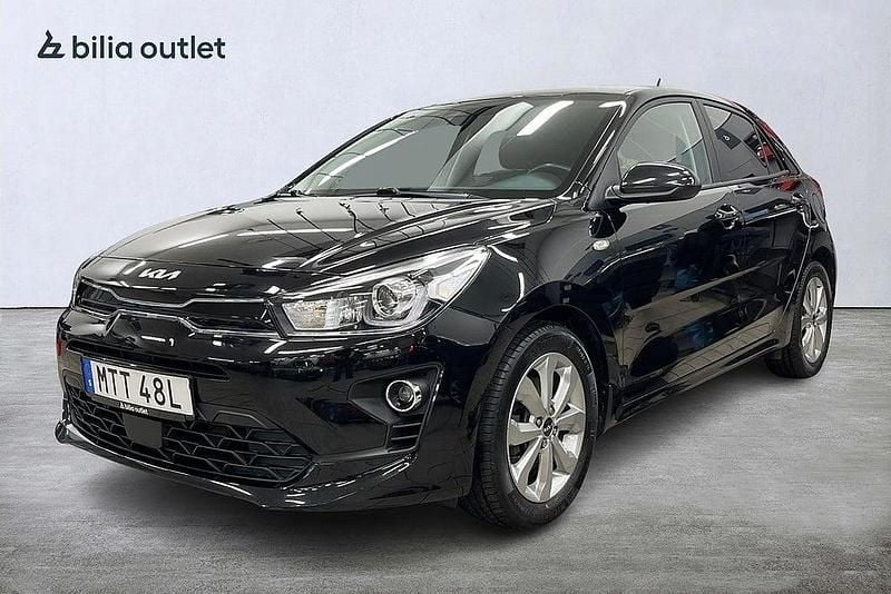 Svart Begagnad 2022 Kia Rio Advance Halvkombi | 164 900 kr (Marknadspris) - Bild 1/3