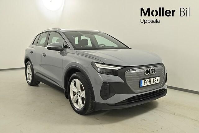Kiselgrå Begagnad 2022 Audi Q4 e-tron Proline SUV | 314 000 kr (Marknadspris) - Bild 1/4