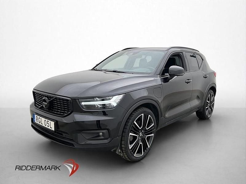 Begagnad Volvo XC40 R-Design 211 HK (155 kW) 2021 Svart SUV