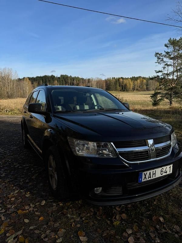 Begagnad 2009 Dodge Journey SUV | 50 000 kr - Bild 1/4
