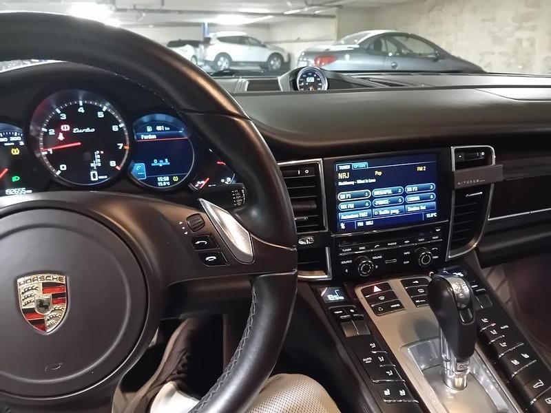 Begagnad Porsche Panamera Turbo 500 HK (367 kW) 2010 Sedan