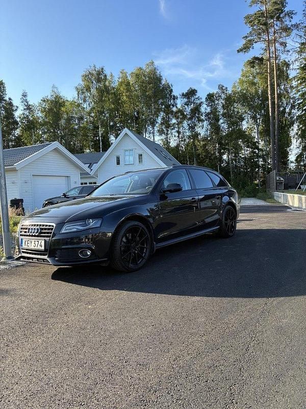 Svart Begagnad 2010 Audi A4 Kombi | 80 000 kr (Lite dyr) - Bild 1/4