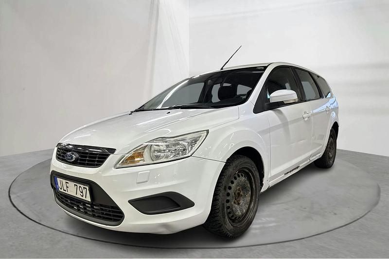 Vit Begagnad 2008 Ford Focus Kombi | 29 000 kr (Marknadspris) - Bild 1/4