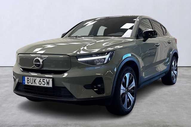 Grön Begagnad 2022 Volvo EC40 Ultimate SUV | 399 900 kr (Marknadspris) - Bild 1/4