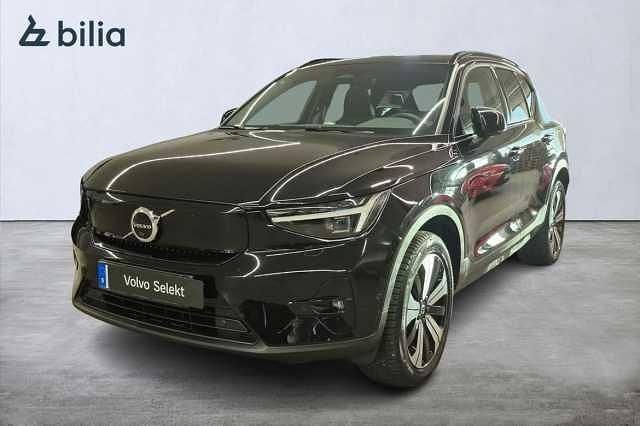 Svart Begagnad 2022 Volvo XC40 Ultimate SUV | 389 000 kr - Bild 1/3