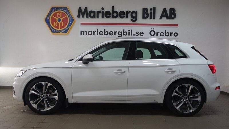 Vit Begagnad 2019 Audi Q5 S-Line SUV | 284 900 kr (Superpris) - Bild 1/4