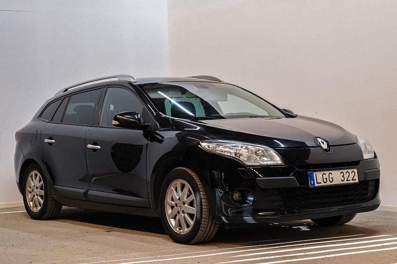 Svart Begagnad 2011 Renault Mégane GrandTour Kombi | 59 800 kr (Marknadspris) - Bild 1/4