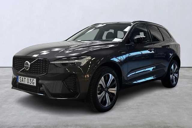 Grå Begagnad 2022 Volvo XC60 Ultimate SUV | 519 900 kr (Marknadspris) - Bild 1/4