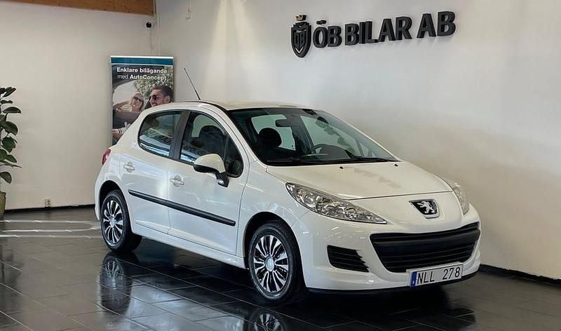 Begagnad Peugeot 207 95 HK (69 kW) 2010 Vit
